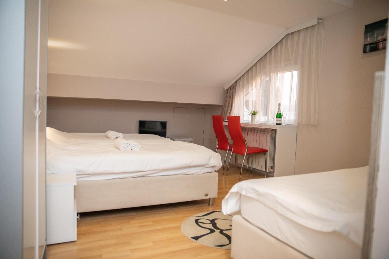Hotel Dijana Pirot Extérieur photo